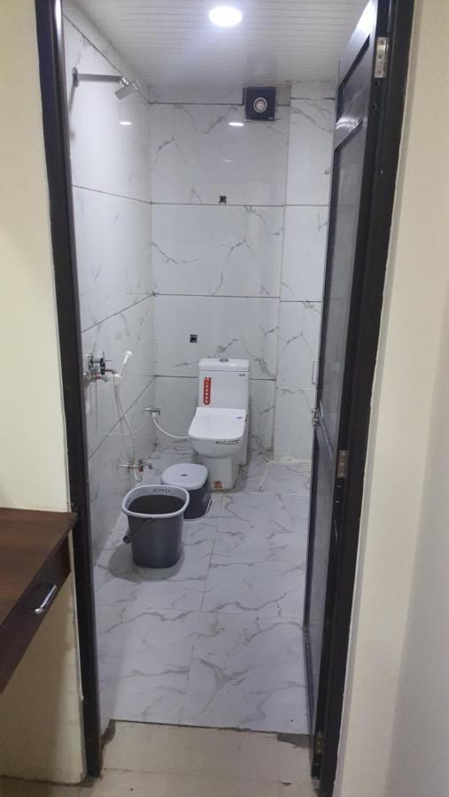 Green Leaf Hotel Ujjain Eksteriør bilde