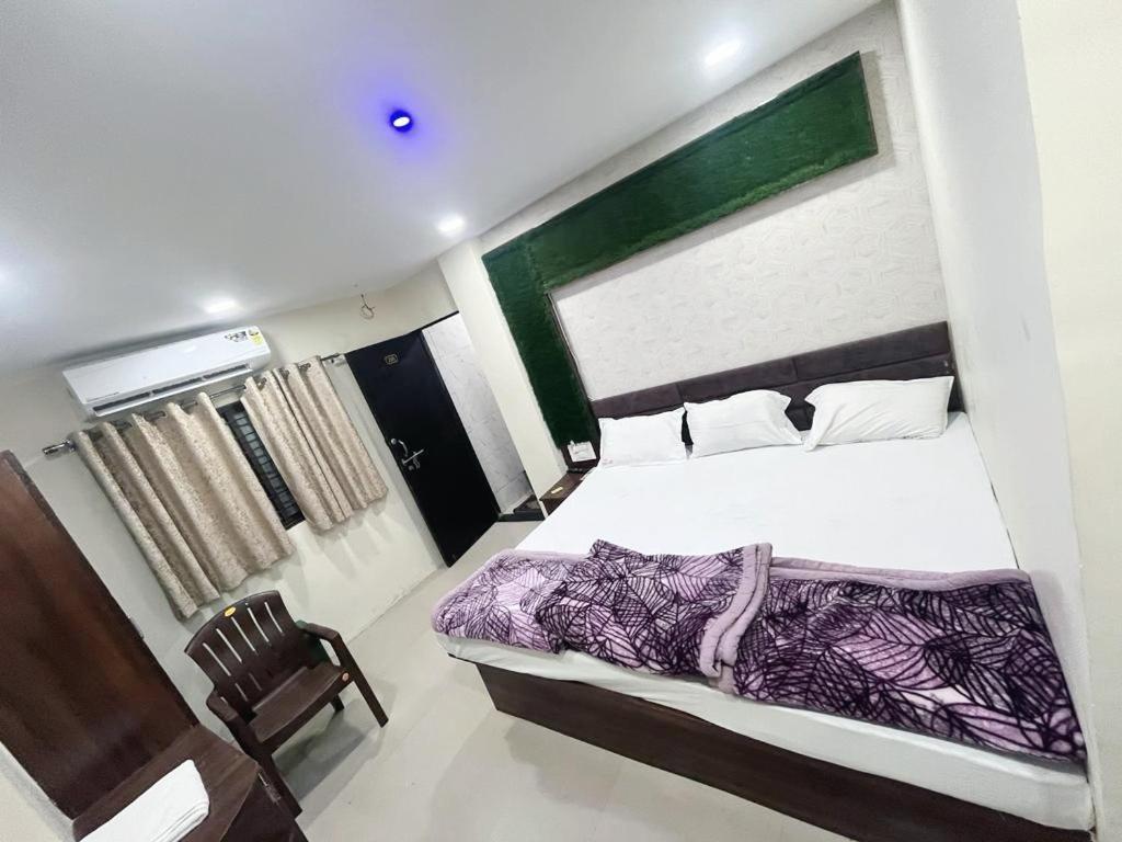 Green Leaf Hotel Ujjain Eksteriør bilde