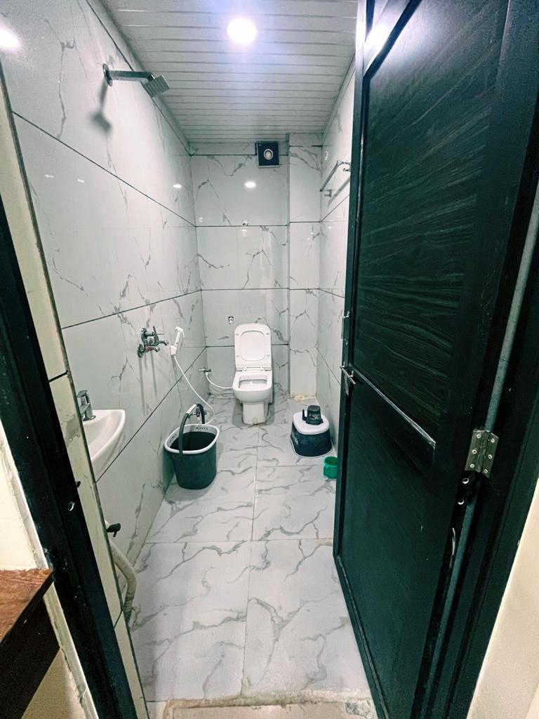 Green Leaf Hotel Ujjain Eksteriør bilde